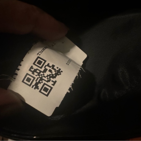 Large Victoria's Secret Tote - Picture 9 of 9